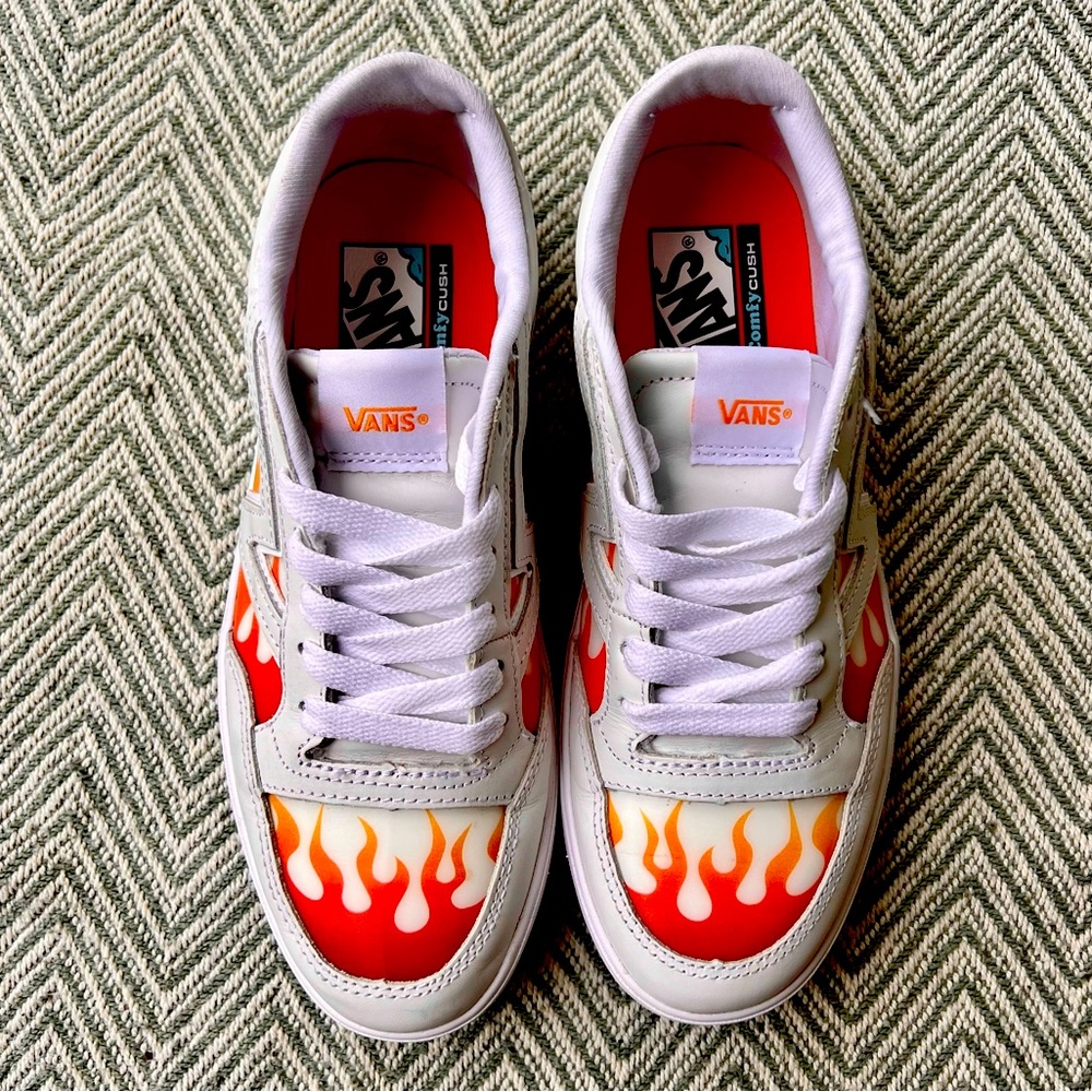 Vans Lowland | rare flame design | pop kush | like new | size 7.5